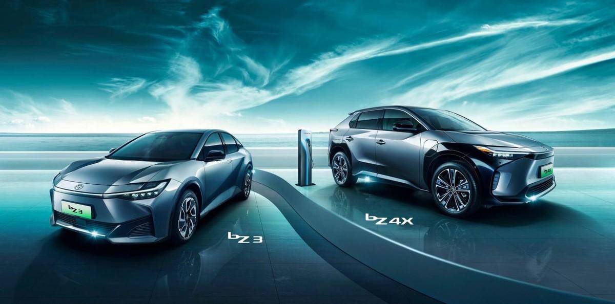 豐田章男居然沒阻止凱美瑞純電版?2026年亮相,斗得過極氪007?