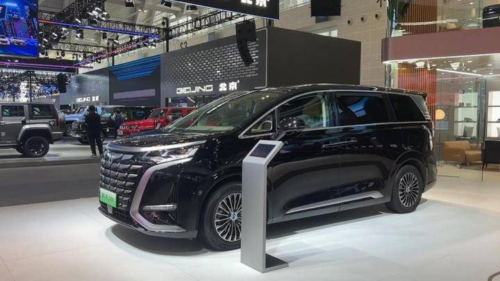 十佳MPV自主品牌“霸榜”一半 騰勢登頂傳祺占兩席