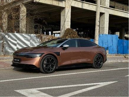 華為問界超越理想奪銷冠,吉利新能源銷量65826輛