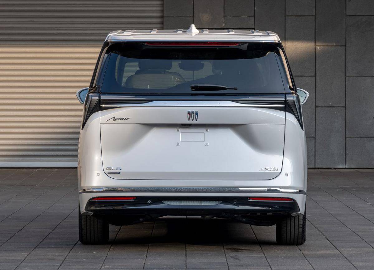 新款別克GL8陸尊將上市,車長5219mm,6/7座布局,兩種動力