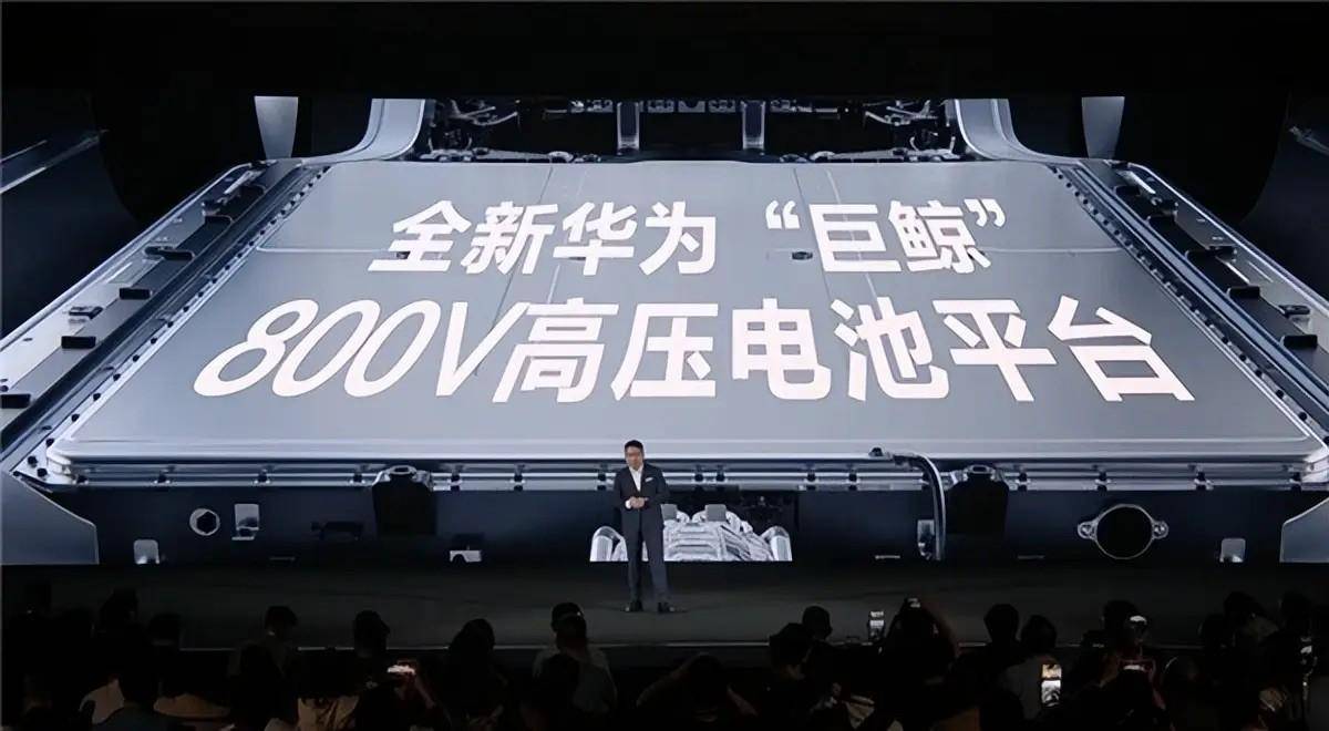 問界M8最新諜照!5座版問界M9?800V+ADS 3.0,網傳35萬元起售