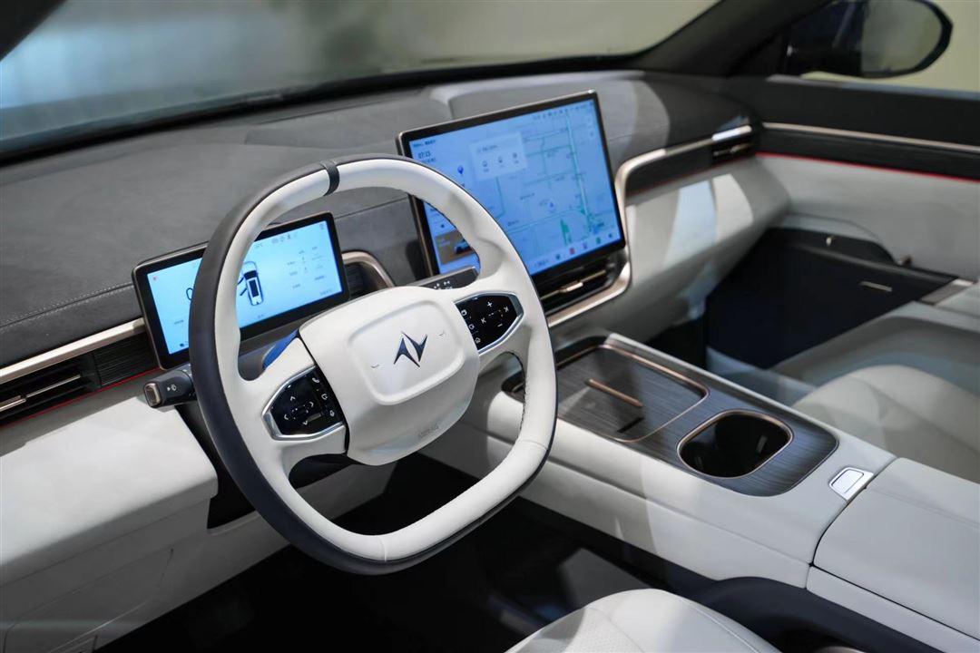 東風奕派余飛:“區隔”突圍,千難萬難