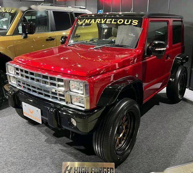 視覺沖擊力強大!鈴木吉姆尼“改裝版”集體亮相