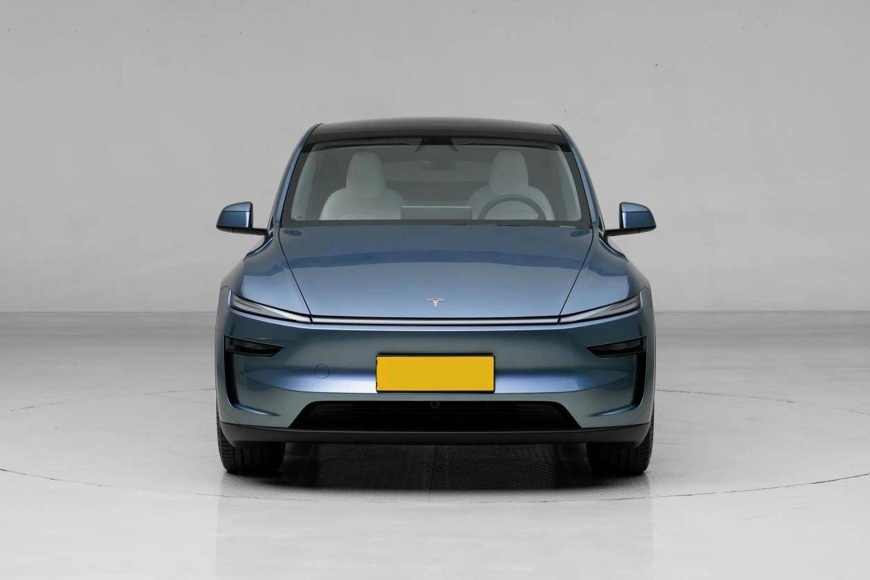 實拍25款特斯拉Model Y,全新內外設計,續航、智駕提升,3月交付