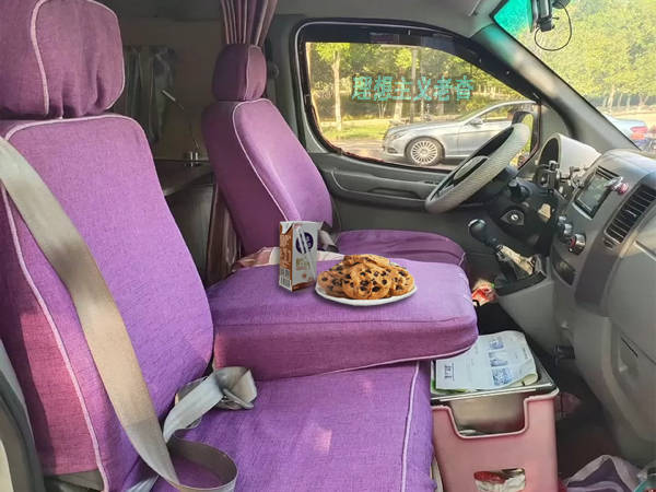 動力強勁空間充足,東風御風改裝床車旅行,輕客打造露營車更實用