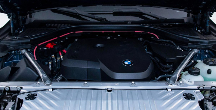 全新寶馬X3對決理想L7,誰才是中產首選車?