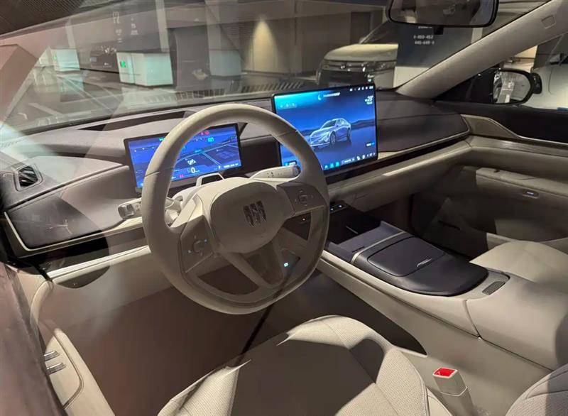 首搭Momenta R6飛輪大模型,別克至境L7推出在即