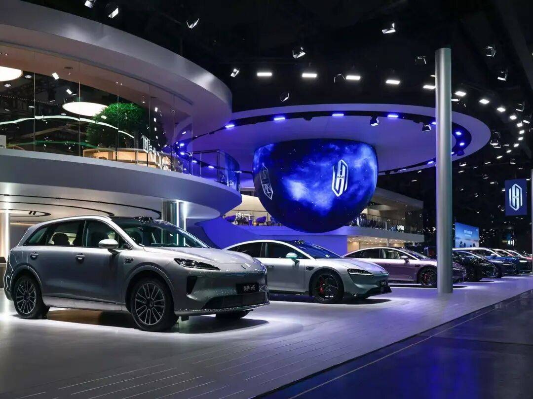 賈健旭余承東揭秘尚界誕生:華為先拒絕又被說服,雙方磨合兩月