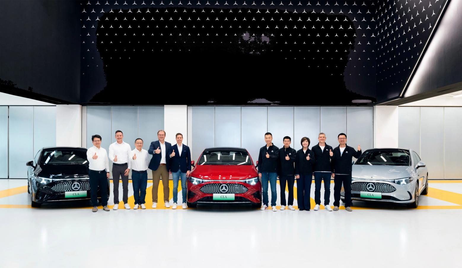 奔馳聯(lián)手Momenta破局智駕,全新CLA打響第一槍 奔馳聯(lián)手Momenta破局智駕,全新CLA打響第一槍